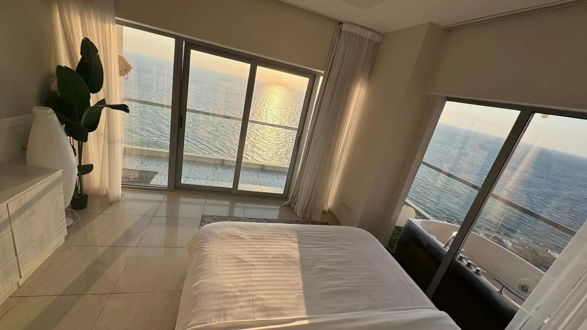 برج داماك الجوهرة جدة - Damac Al Jawharah Tower Apartment